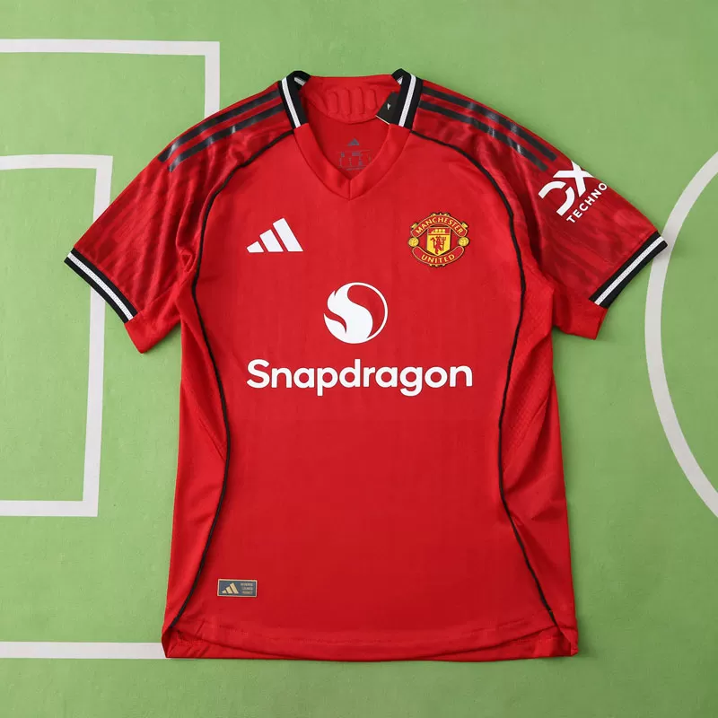 Kupite moške domače nogometne drese Manchester Uniteda 2025/26