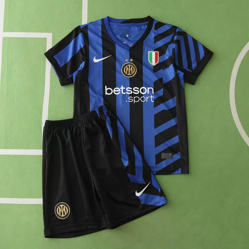 Otroški nogometni komplet Inter Milan domači dres 2024/25