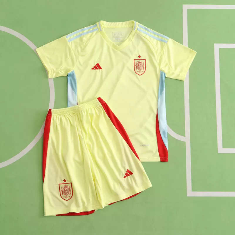 Otroški nogometni dres Španija 2024 gostujoči - majica + hlačke