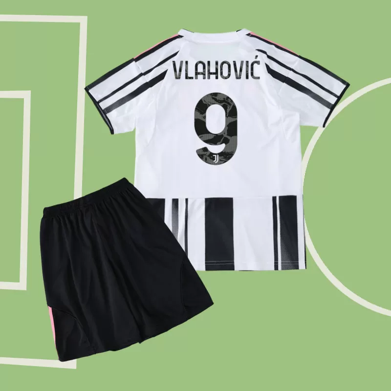 Otroški komplet Juventus dres 2025/26 domača majica Vlahović 9 in hlače