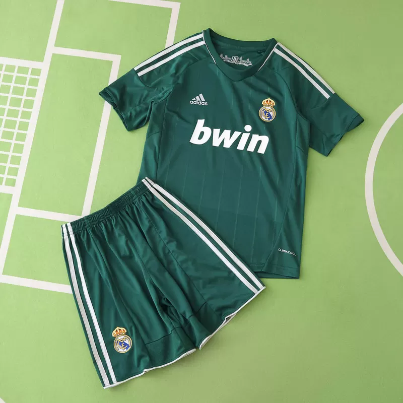 Retro nogometni dresi Real Madrid 12/13 – otroški tretji komplet